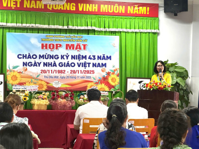Họp mặt sinh hoạt kỷ niệm 43 năm ngày Nhà giáo Việt Nam (20/11/1982 - 20/11/2025)