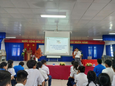 Sinh hoạt triển khai chuyên đề xét tốt nghiệp Trung học cơ sở và tuyển sinh lớp 10