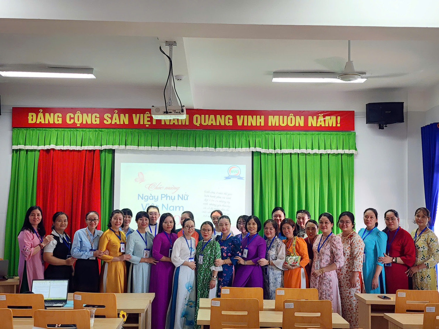 Trường THCS Nguyễn Văn Cừ tổ chức sinh hoạt kỷ niệm 95 năm Ngày thành lập Hội Liên hiệp Phụ nữ Việt Nam (20/10/1930 - 20/10/2025)