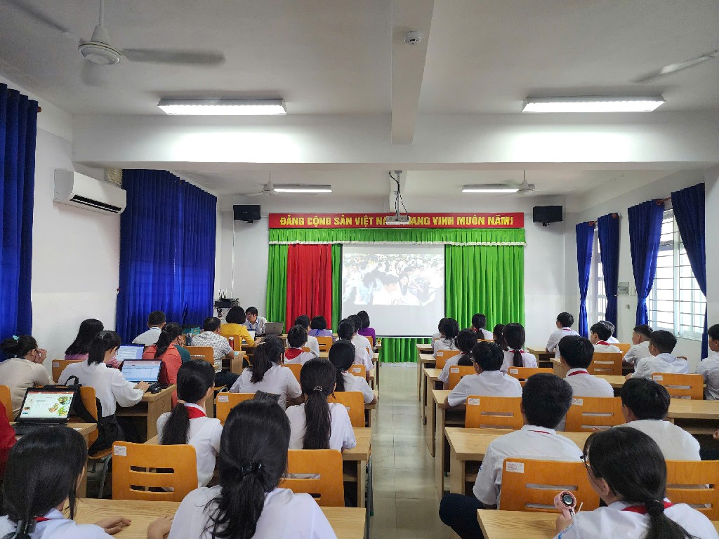 z7137797131624 58a60a4a074fa9f6de3cd07f2a910f42