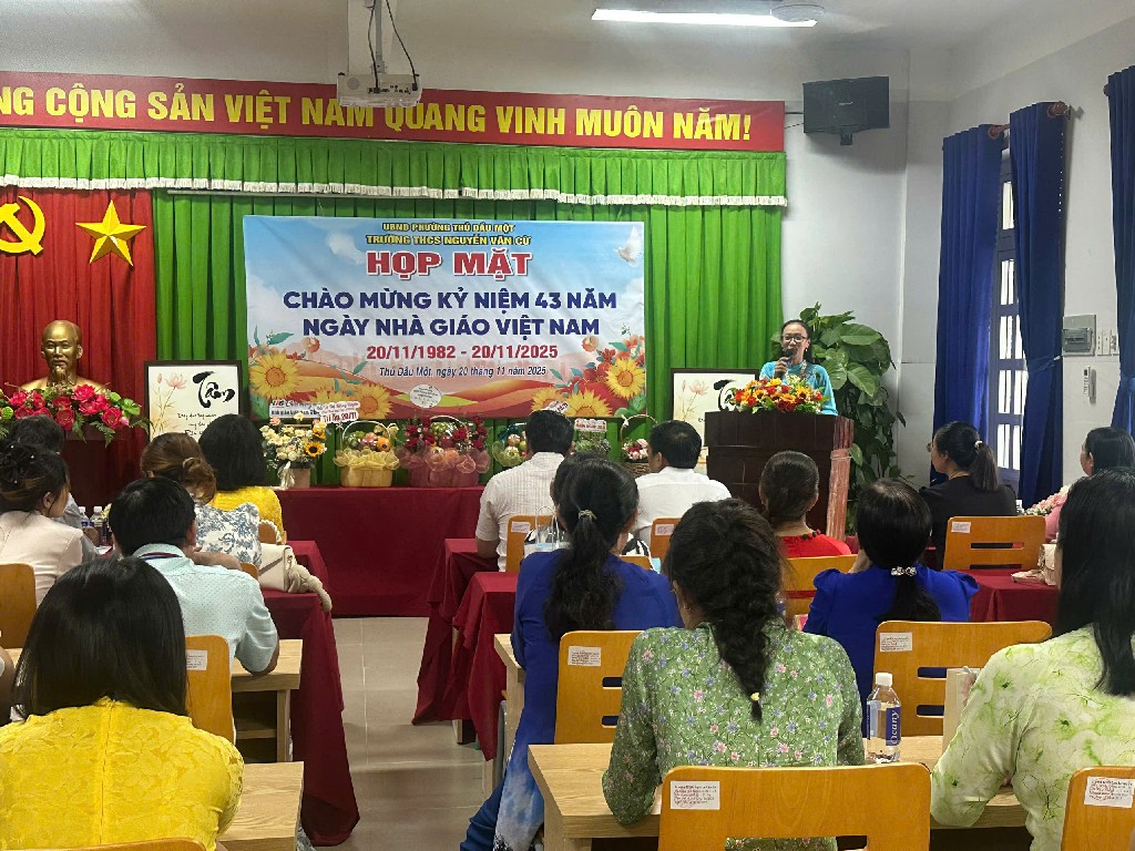 z7245232781071 7b38051ebb1753cb3f91de2ece475934