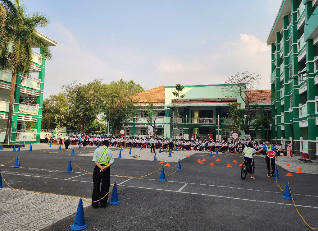 z7431185333521 5143565a9515952ce76e5ecfdb633e3c