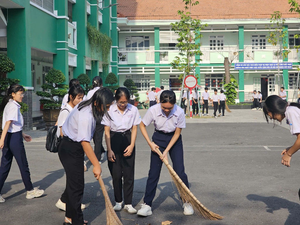 z7486505156745 3c6bf455157fadce0a09fb97ec16702d