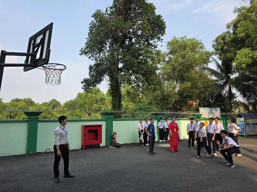 z7557009358758 6b60867556c463843a0a9e4d1a088b14