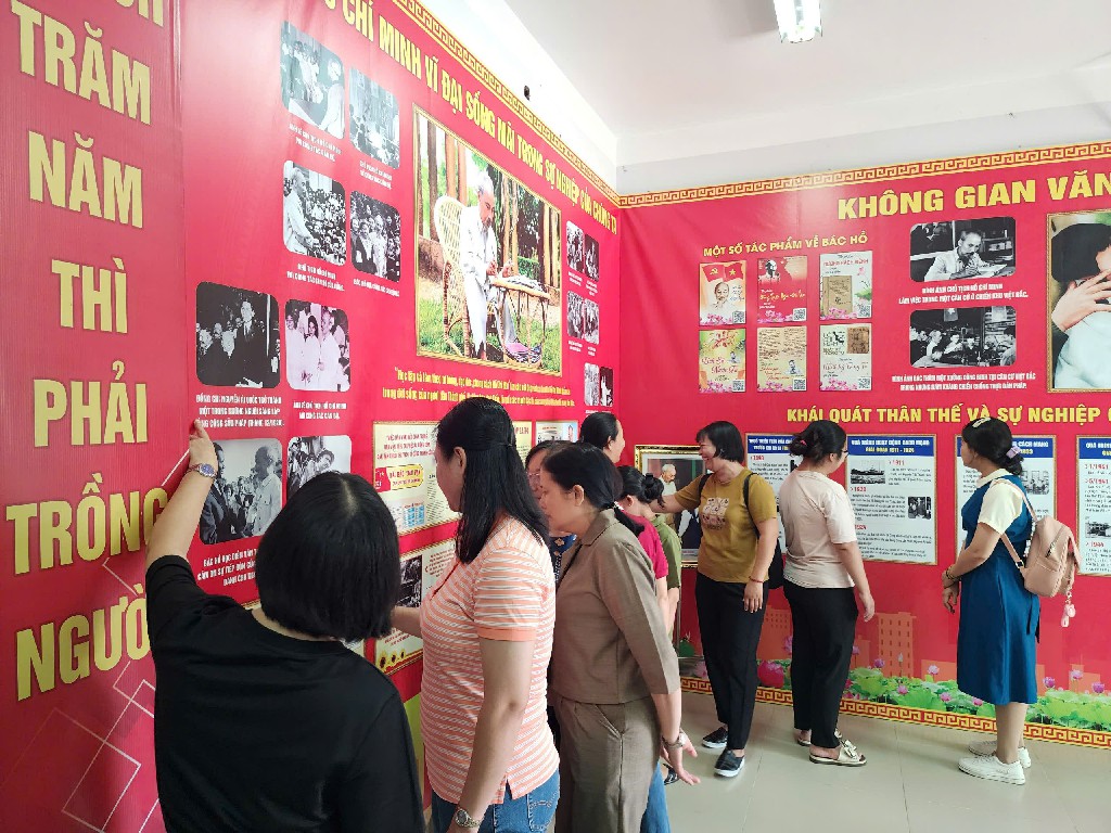 z6737010394944 82339e5413b8d834b11d94e04e6f0986