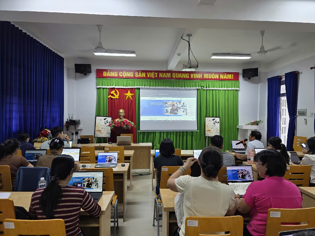 z7618380938629 678950f48ad7a0ce3db20d762453fa1e