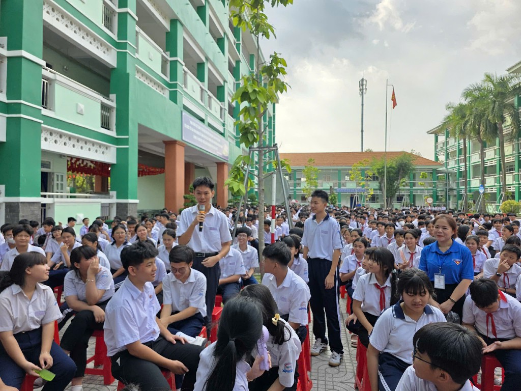 z7649831524161 cbc309e2d089772a39f71652b29a2858