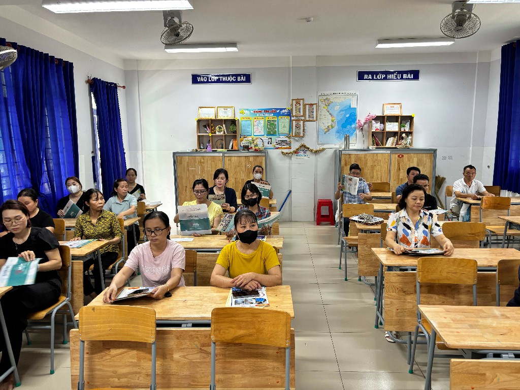 z7692794755704 252bf631d958ab8cbaed9ee01672536f